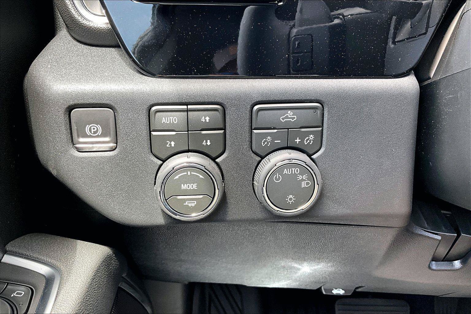 New 2026 Chevrolet Silverado 1500 LT AWD/4WD image 19