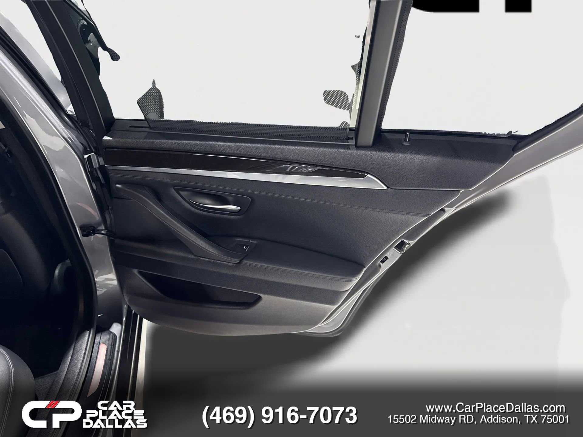 Used 2014 BMW 550i xDrive Sedan AWD/4WD image 31