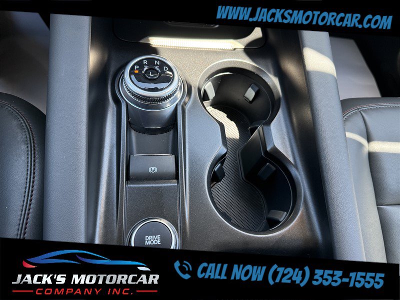 Used 2025 Ford Explorer Active w/ Active Comfort Package AWD/4WD image 34