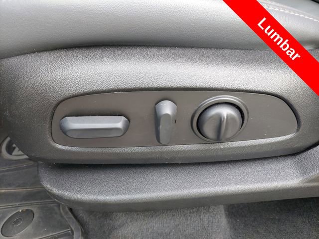 Used 2023 Buick Enclave Essence FWD image 16