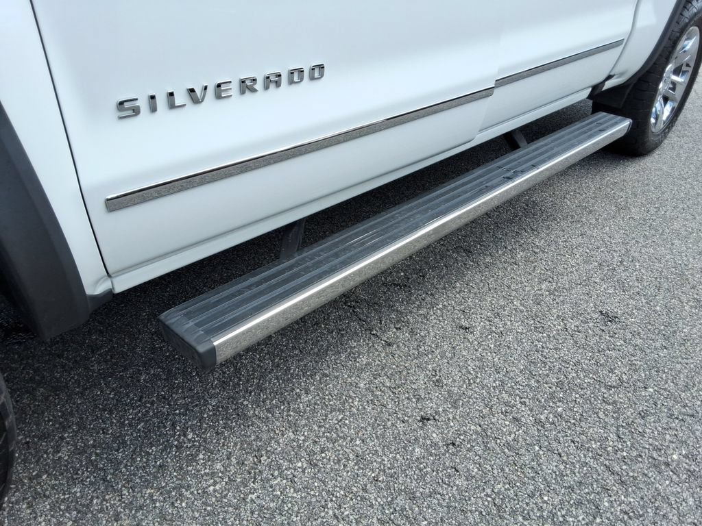 Used 2018 Chevrolet Silverado 1500 LTZ w/ Sport Package AWD/4WD image 11