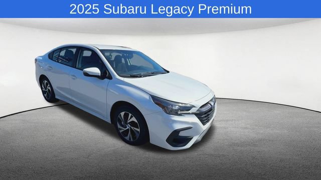 Used 2025 Subaru Legacy Premium w/ Popular Package #1A AWD/4WD image 2