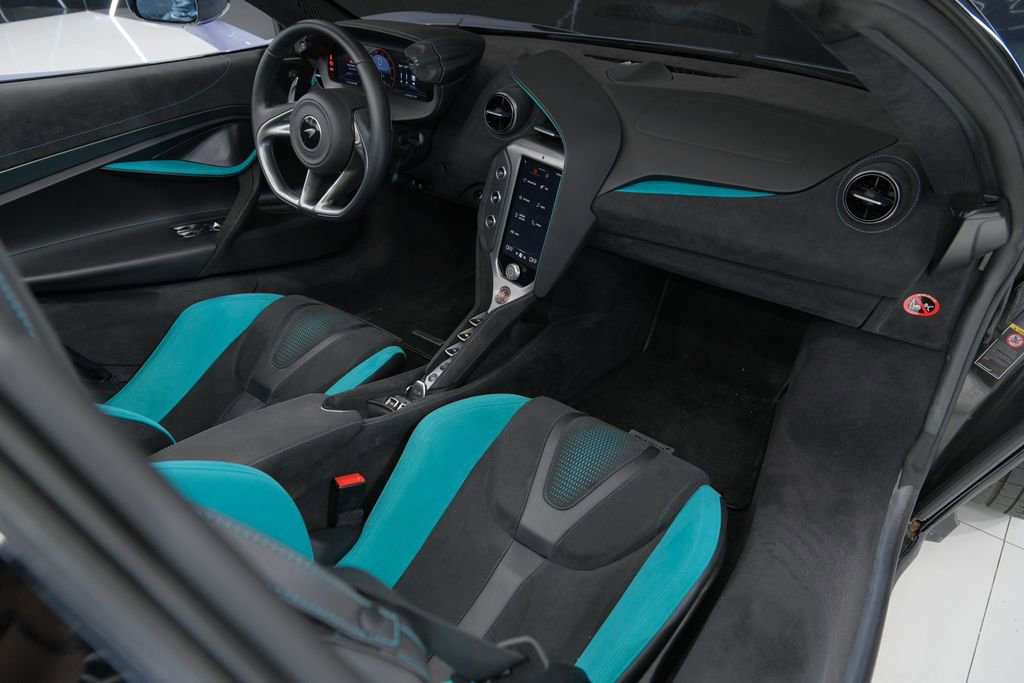 Used 2024 McLaren 750S Spider RWD image 42