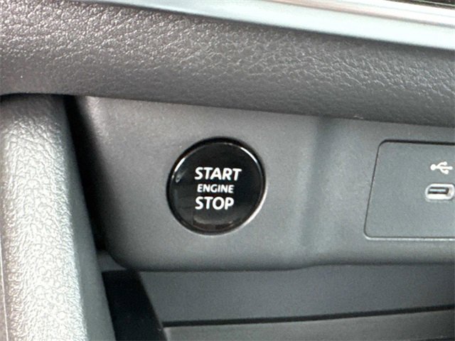 New 2026 Nissan Rogue SV image 32