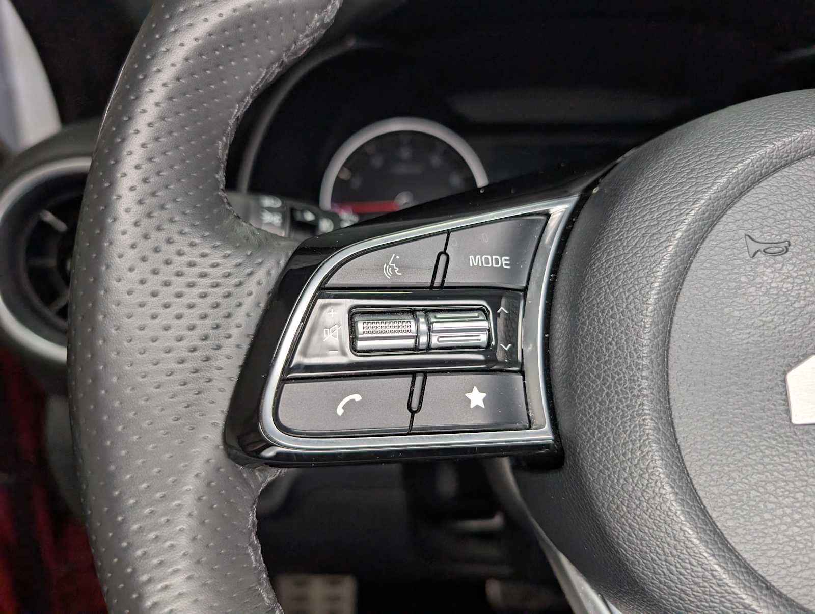 Certified 2024 Kia Forte GT-Line w/ GT-Line Premium Package image 38