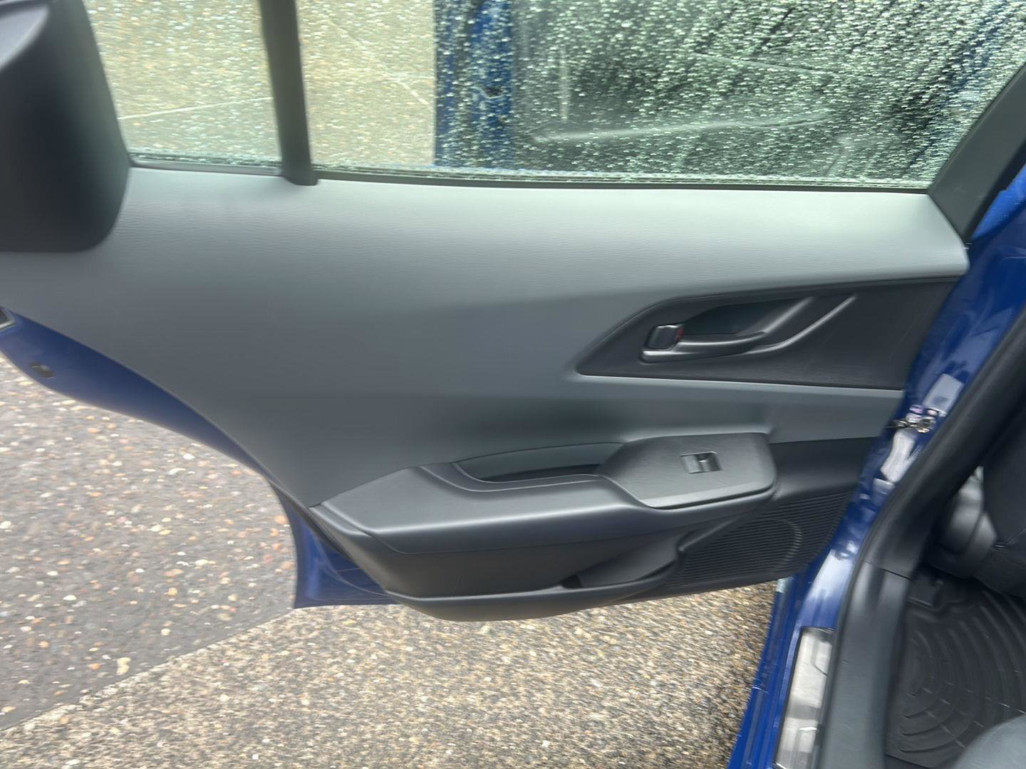 Used 2023 Toyota Prius LE image 21