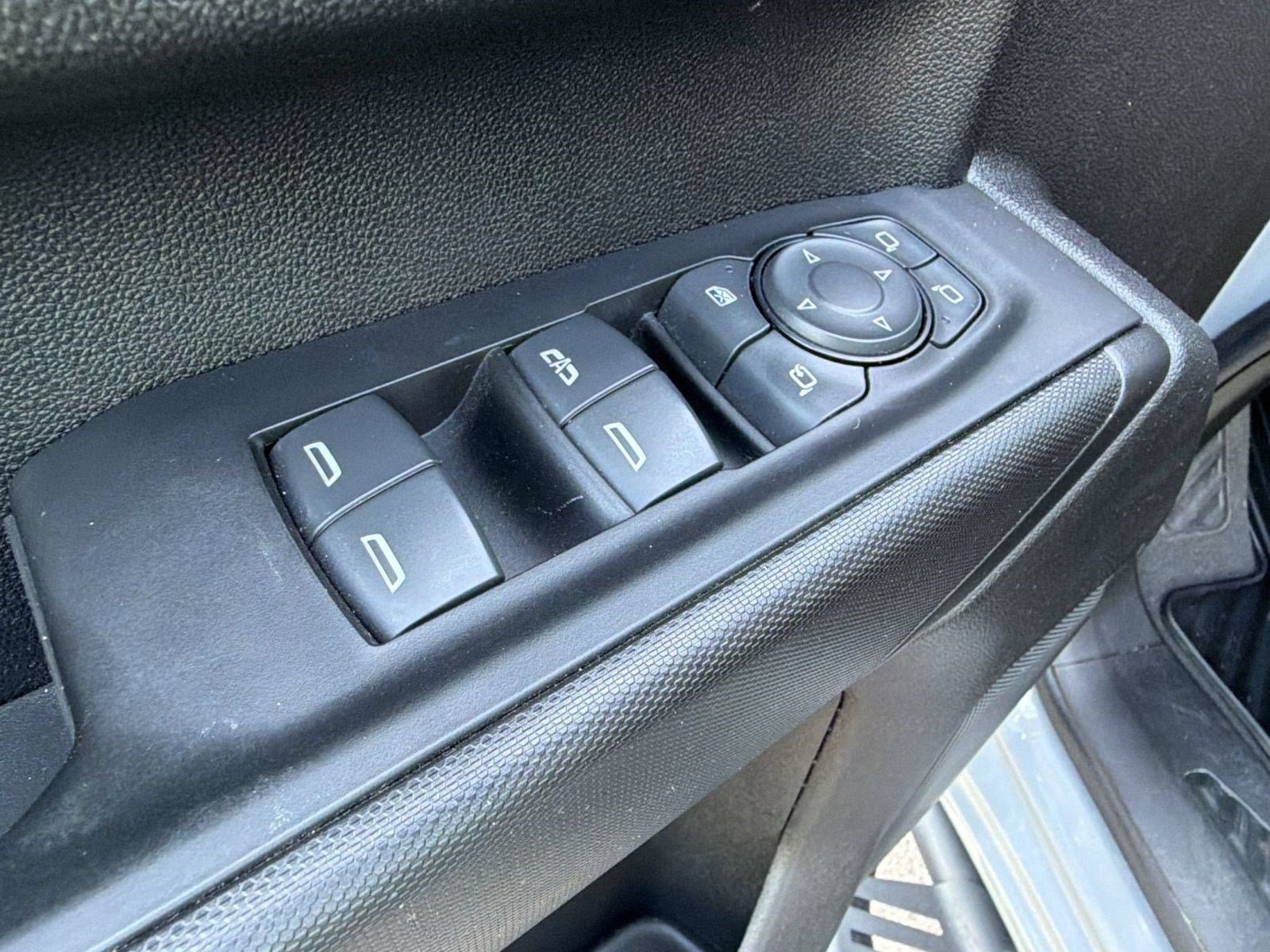 Certified 2024 Chevrolet Silverado 2500 Custom w/ Custom Value Package AWD/4WD image 26