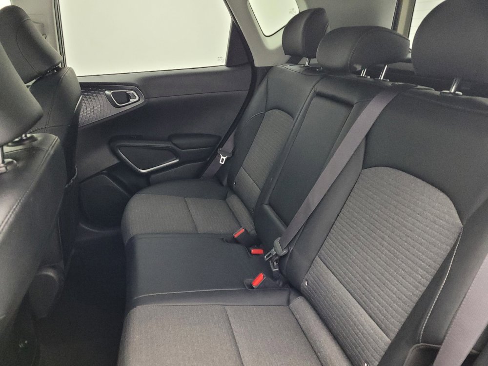 Used 2020 Kia Soul EX image 18