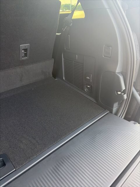 New 2026 Ford Expedition Platinum w/ Stealth Performance Package AWD/4WD image 14