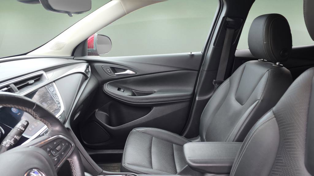 Used 2022 Buick Encore GX Essence w/ Advanced Technology Package image 13