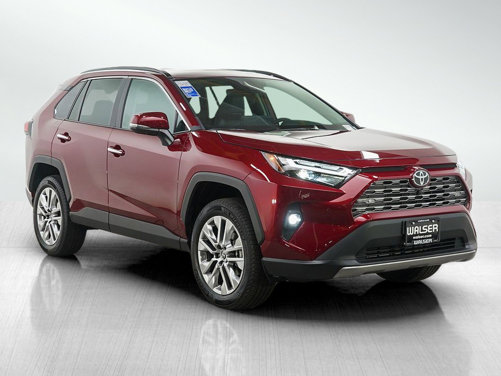 Used 2025 Toyota RAV4 Limited w/ Advanced Technology Package AWD/4WD image 7