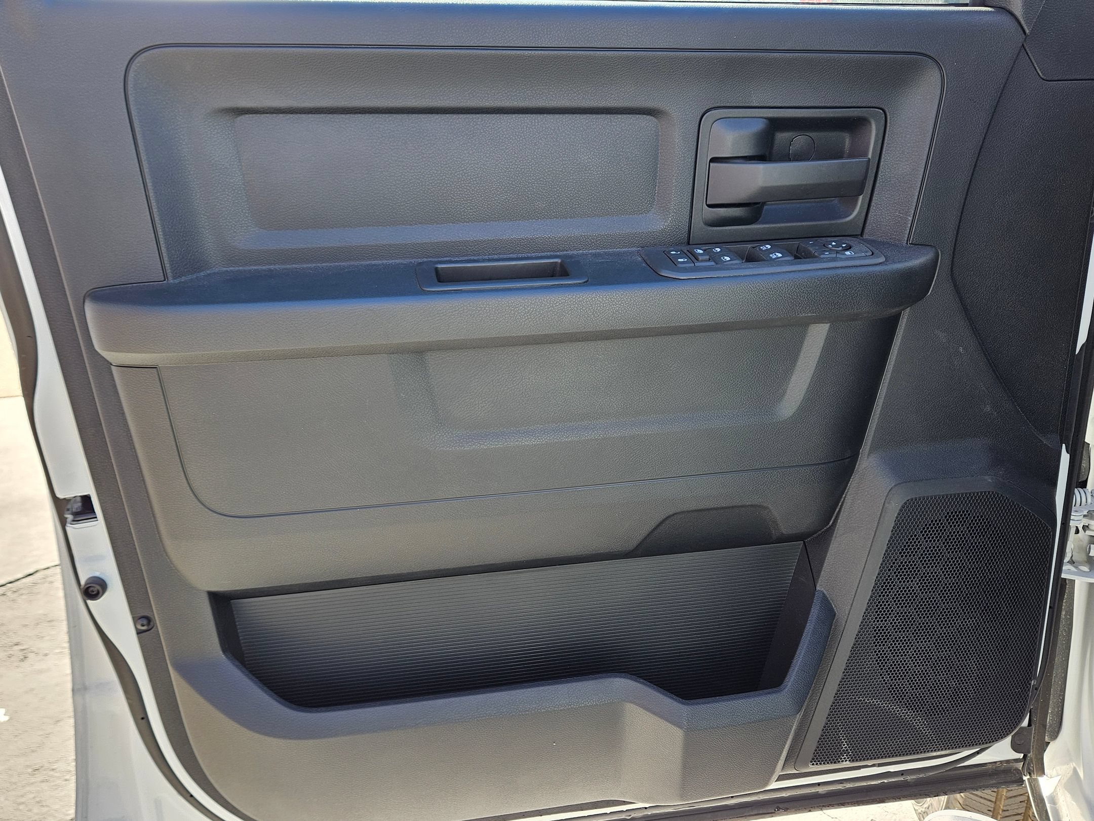 New 2026 RAM 2500 Tradesman AWD/4WD image 15