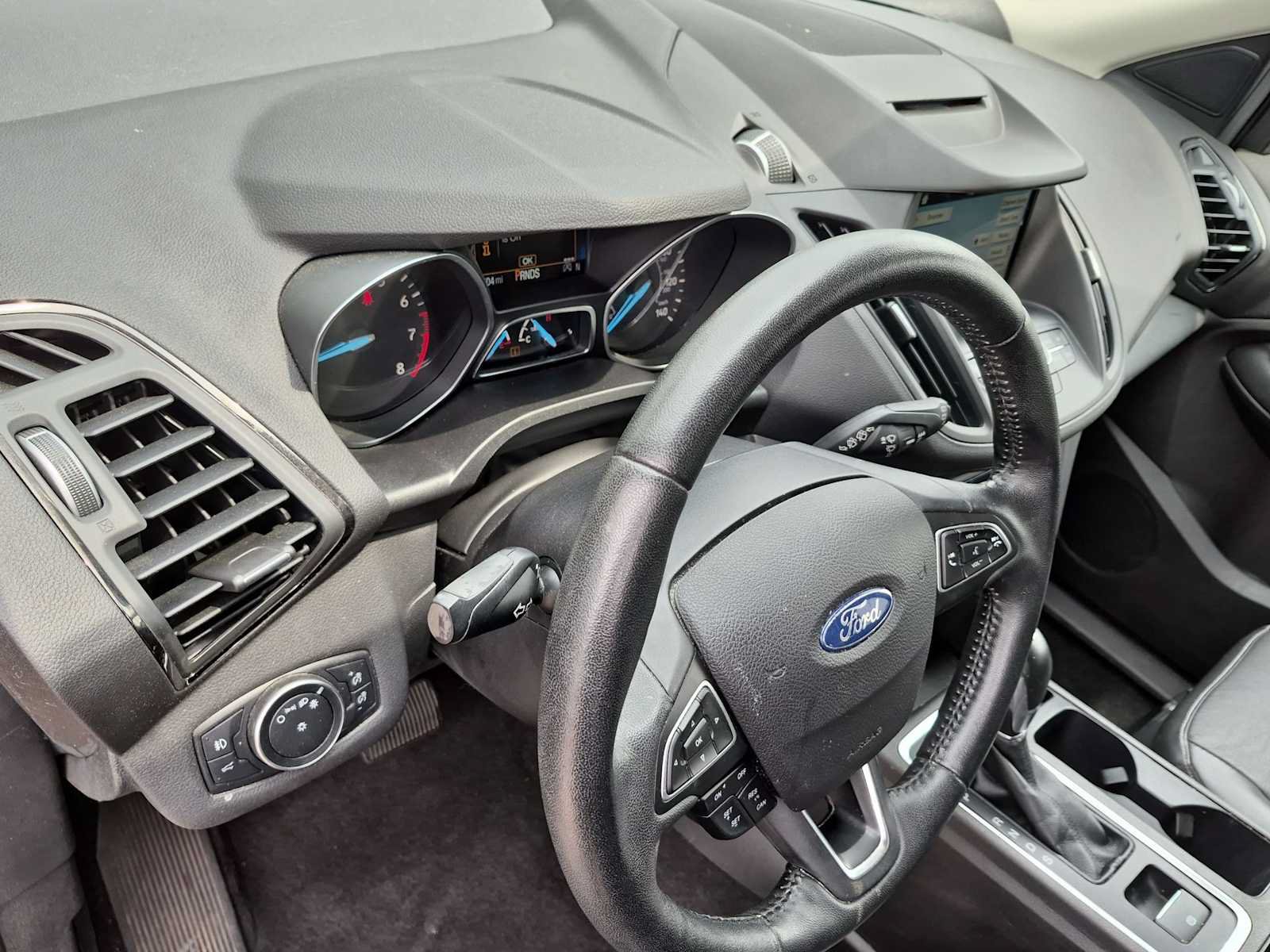 Used 2018 Ford Escape SEL AWD/4WD image 10