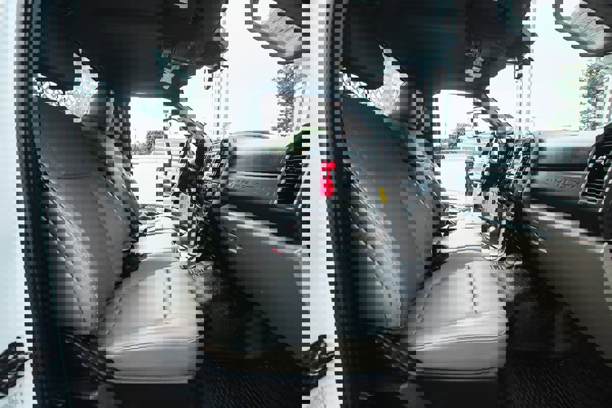 Used 2020 Ford F350 XL w/ Power Equipment Group image 16