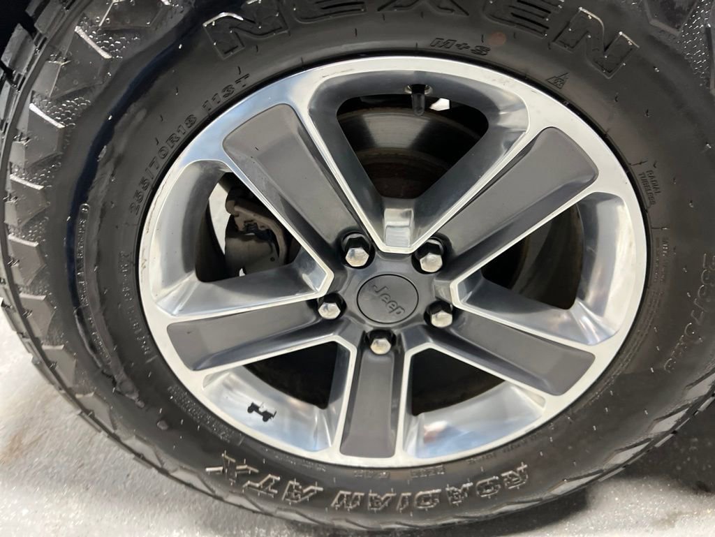 Used 2021 Jeep Wrangler Unlimited Sahara w/ Uconnect 4C Nav & Sound Group AWD/4WD image 41