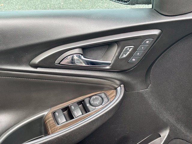 Certified 2024 Chevrolet Malibu LT FWD image 6