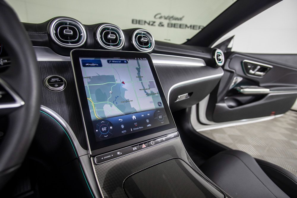 Used 2025 Mercedes-Benz CLE 300 4MATIC Cabriolet image 28