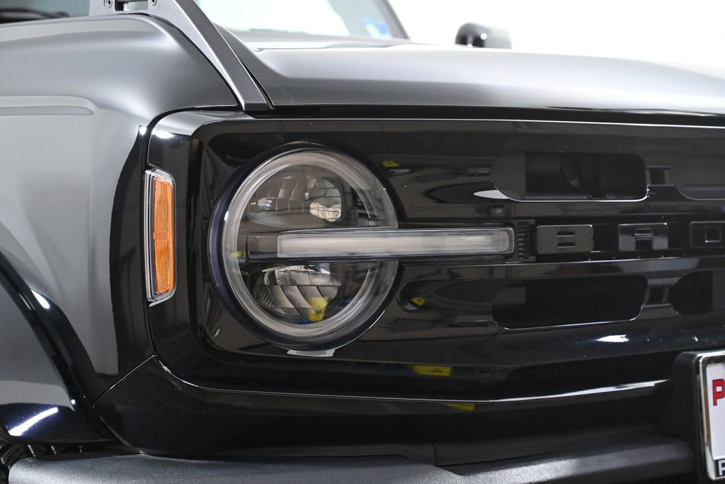 Used 2022 Ford Bronco Outer Banks image 6