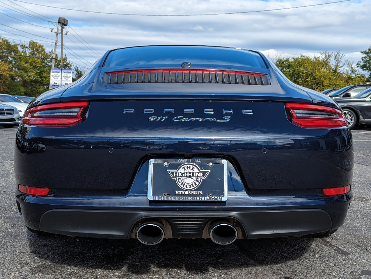 Used 2017 Porsche 911 Carrera S image 9