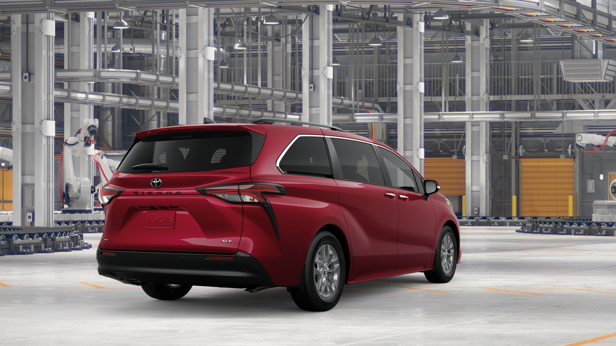 New 2026 Toyota Sienna XLE FWD image 11