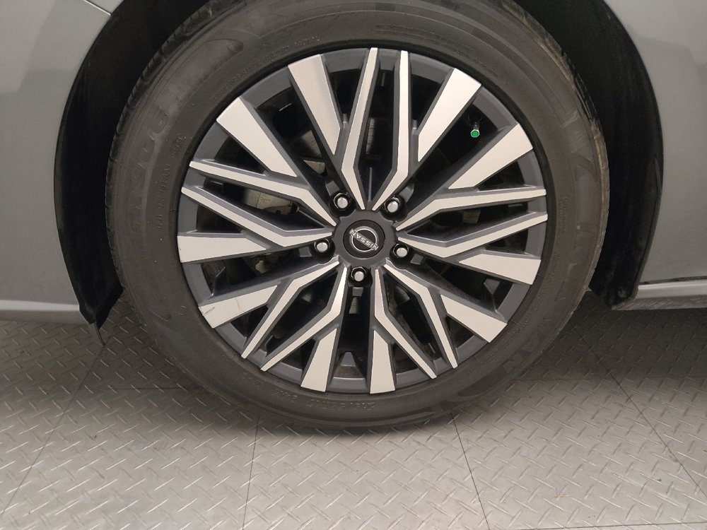 Used 2023 Nissan Altima 2.5 SV image 31