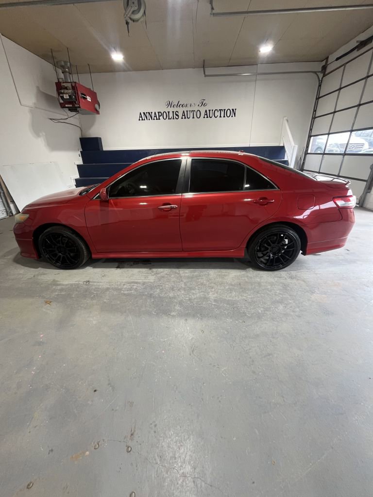 Used 2011 Toyota Camry SE w/ SE Extra-Value Pkg #1 image 1