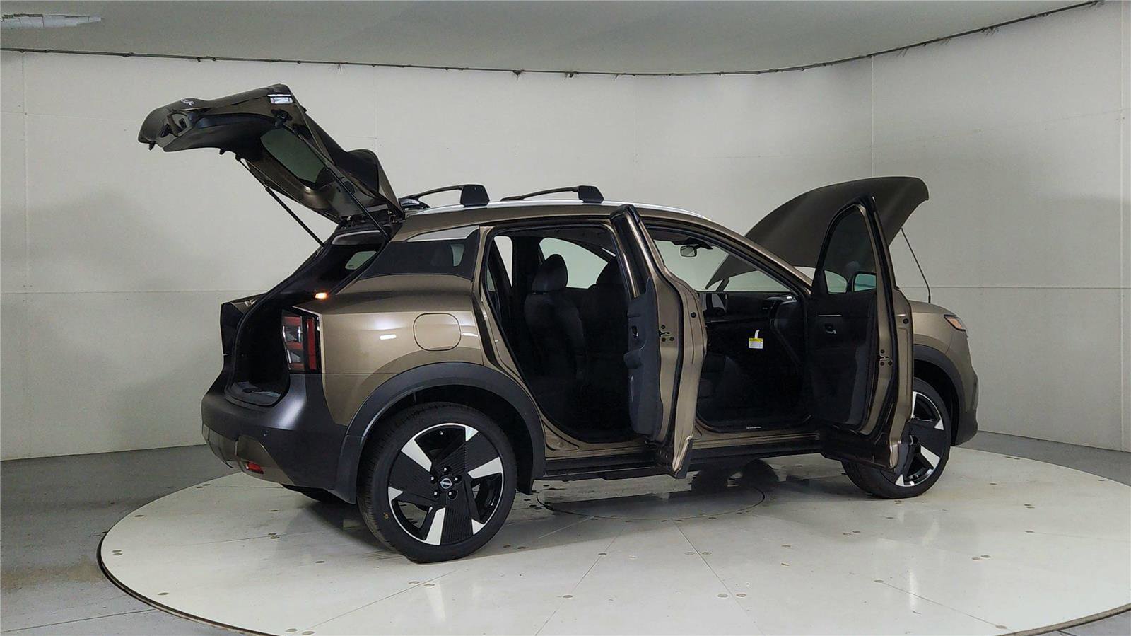 New 2026 Nissan Kicks SR w/ Illumination Package image 12