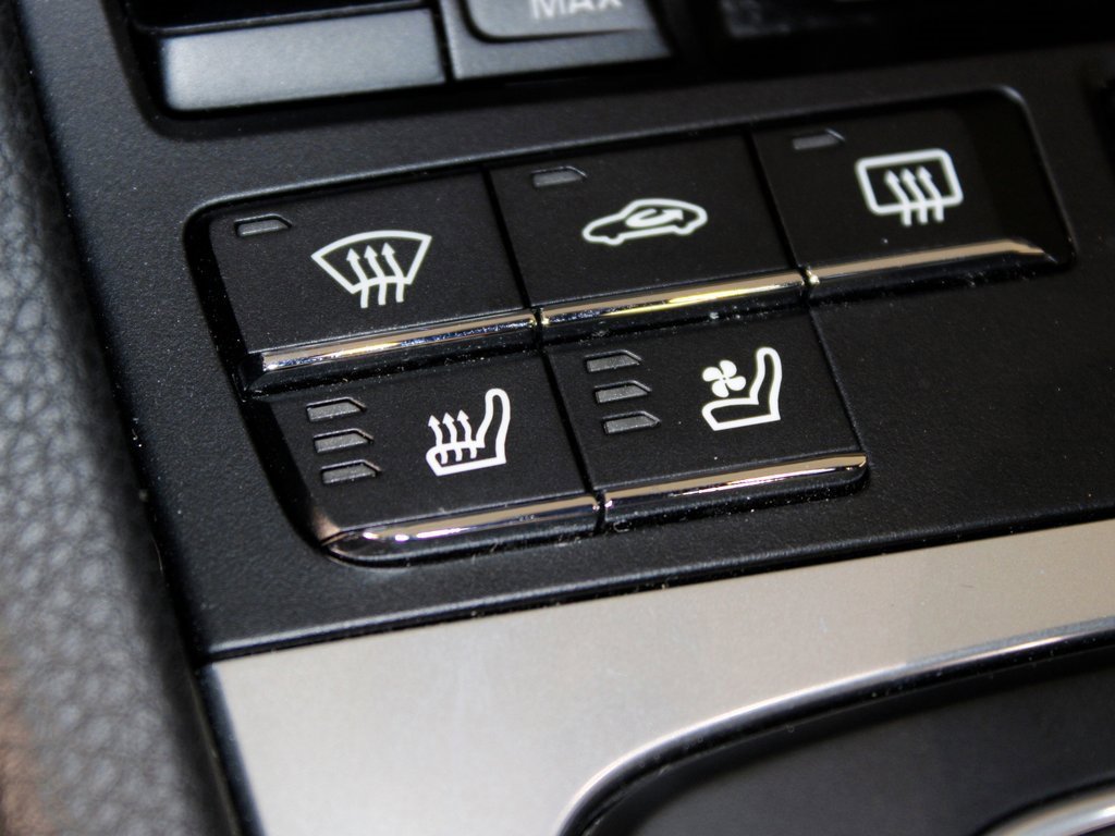 Used 2021 Porsche 718 Boxster S image 37