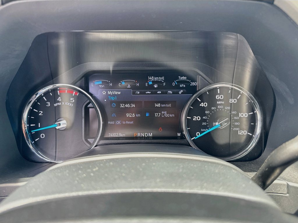 Certified 2022 Ford F250 Lariat w/ Black Appearance Package AWD/4WD image 12
