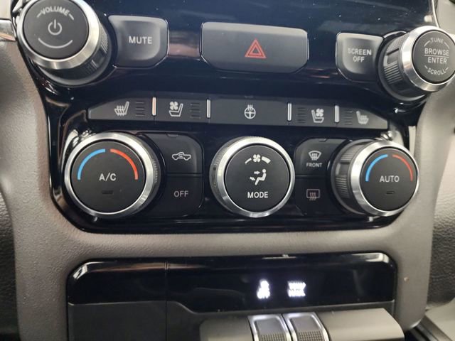 Used 2024 RAM 1500 Laramie image 17