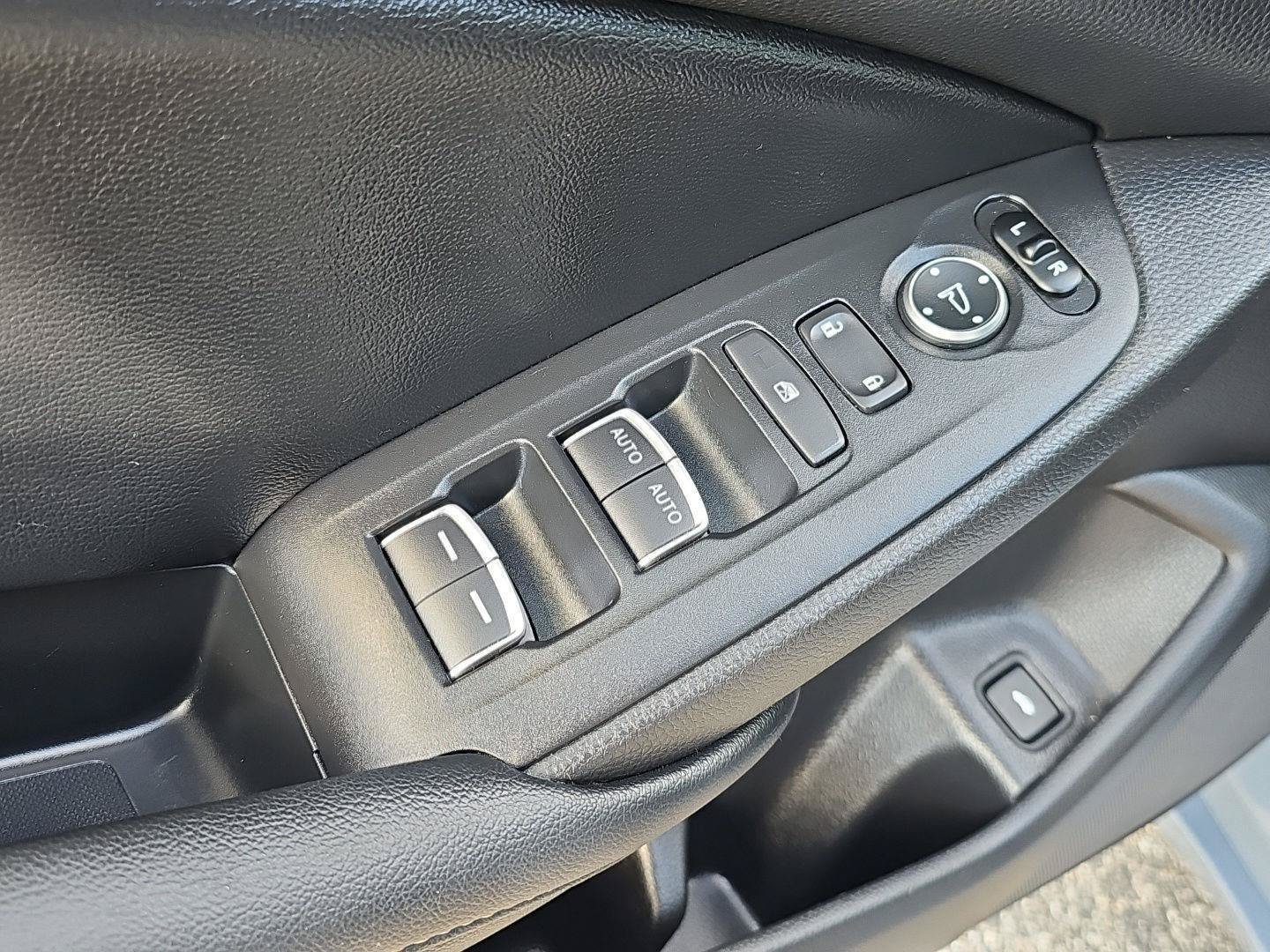 Used 2022 Honda Accord Sport image 13