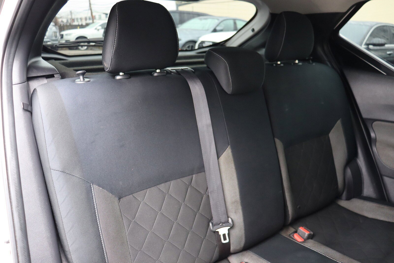 Used 2018 Nissan Kicks SV image 15