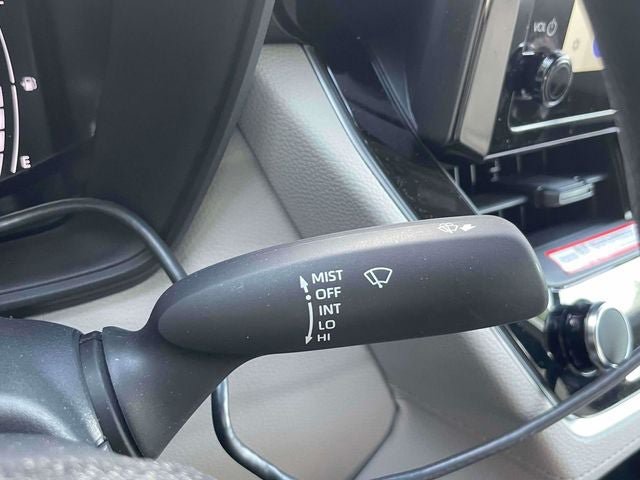 Used 2026 Toyota Corolla Cross L AWD/4WD image 25