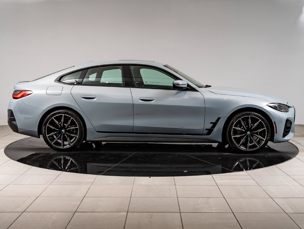 Used 2022 BMW 430i Gran Coupe w/ M Sport Package RWD image 11
