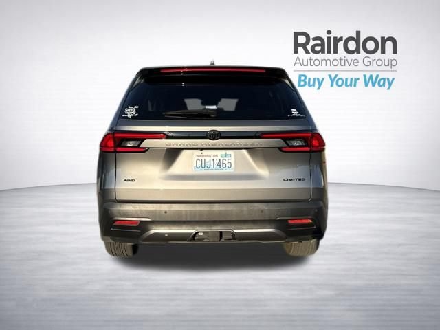 Used 2025 Toyota Grand Highlander AWD image 6