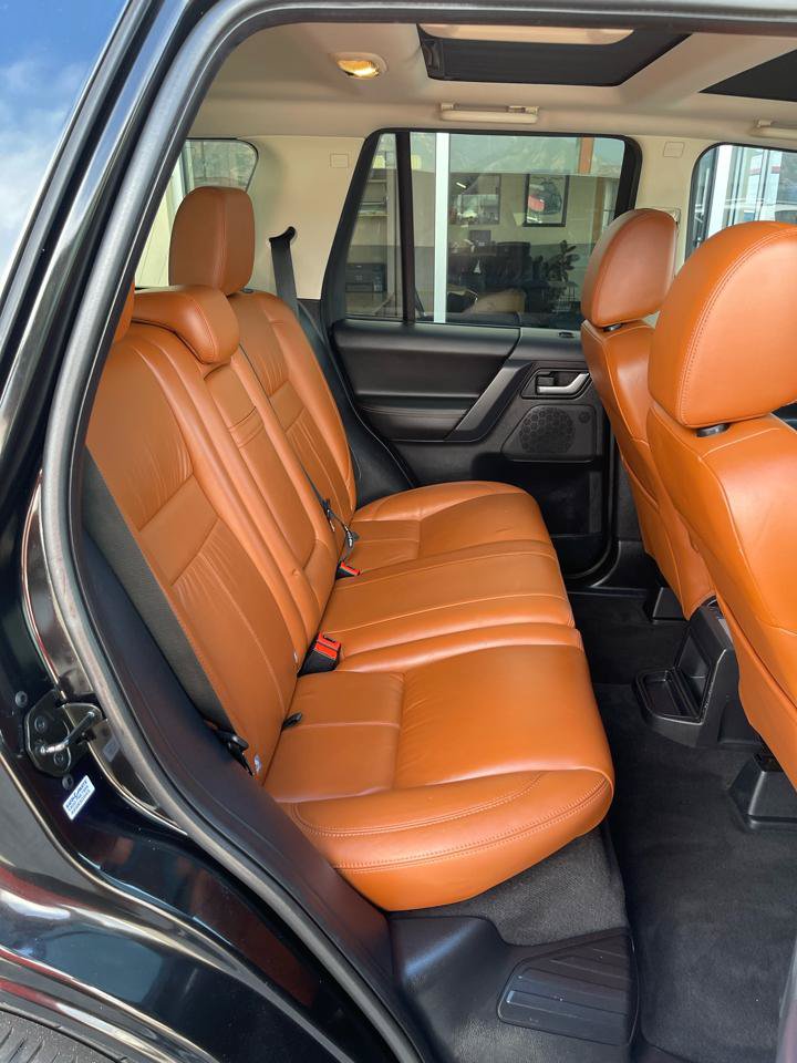 Used 2011 Land Rover LR2 HSE LUX AWD/4WD image 14