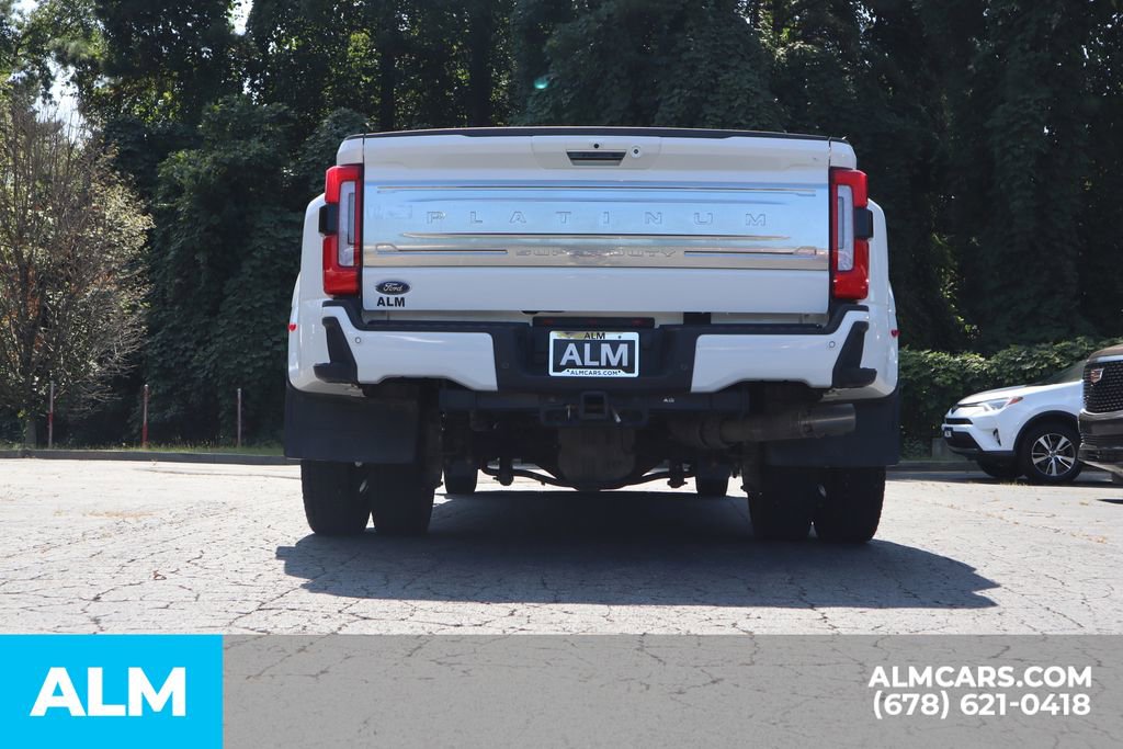 Used 2024 Ford F450 Platinum w/ Camper Package image 9