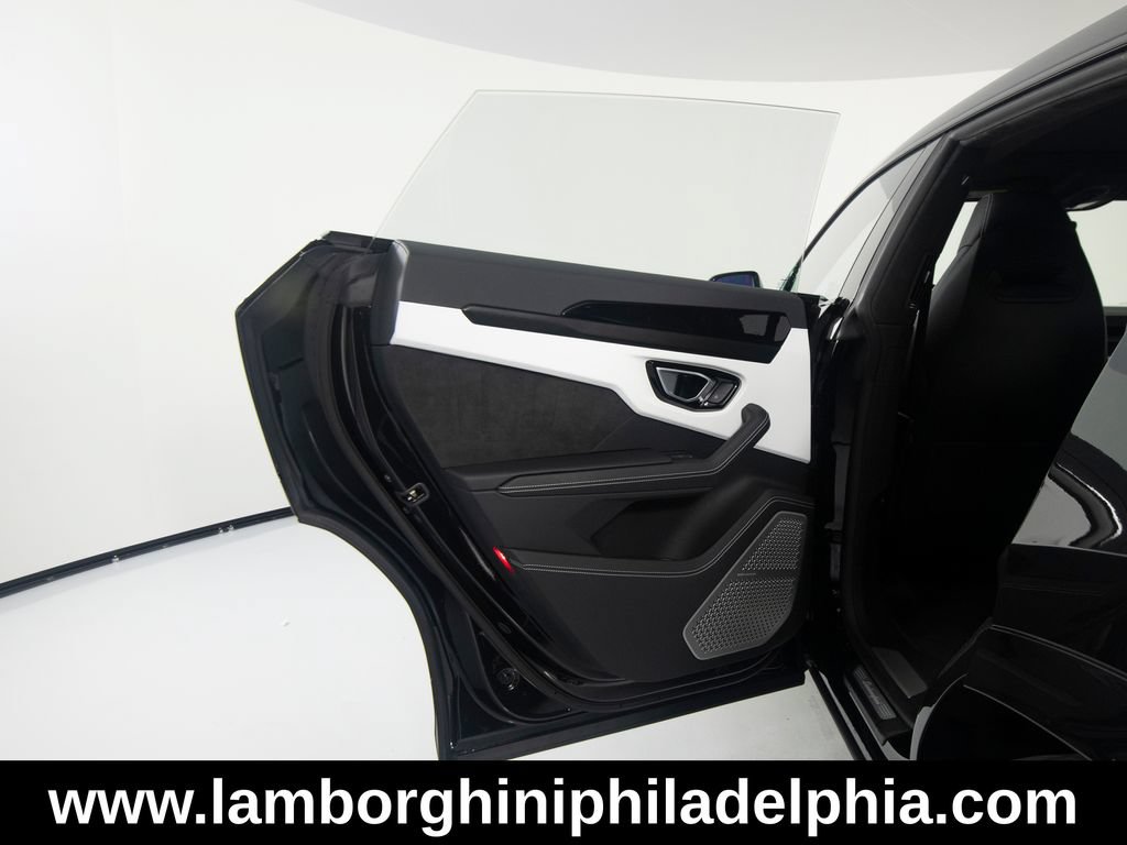 Used 2023 Lamborghini Urus S AWD/4WD image 10