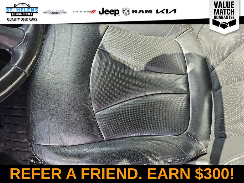 Used 2017 Buick LaCrosse Essence w/ Sun and Shade Package FWD image 13