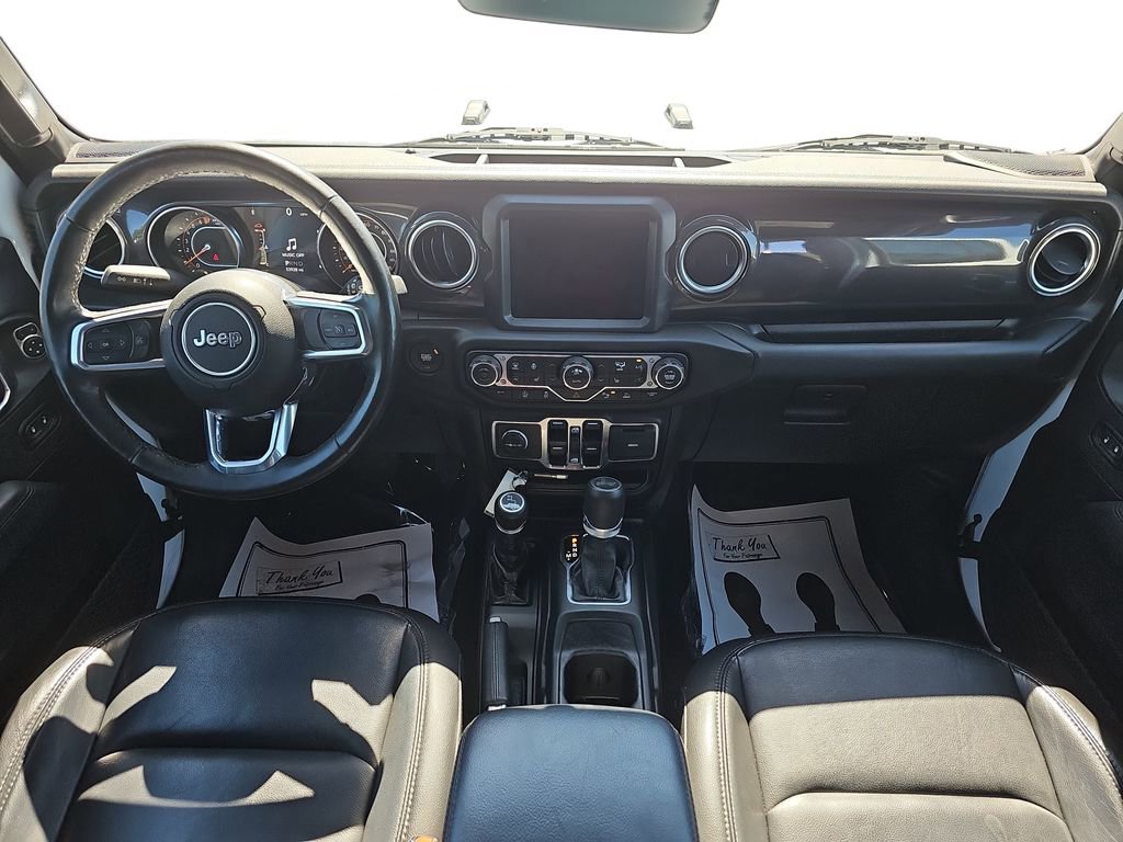 Used 2022 Jeep Wrangler Unlimited Sahara AWD/4WD image 13