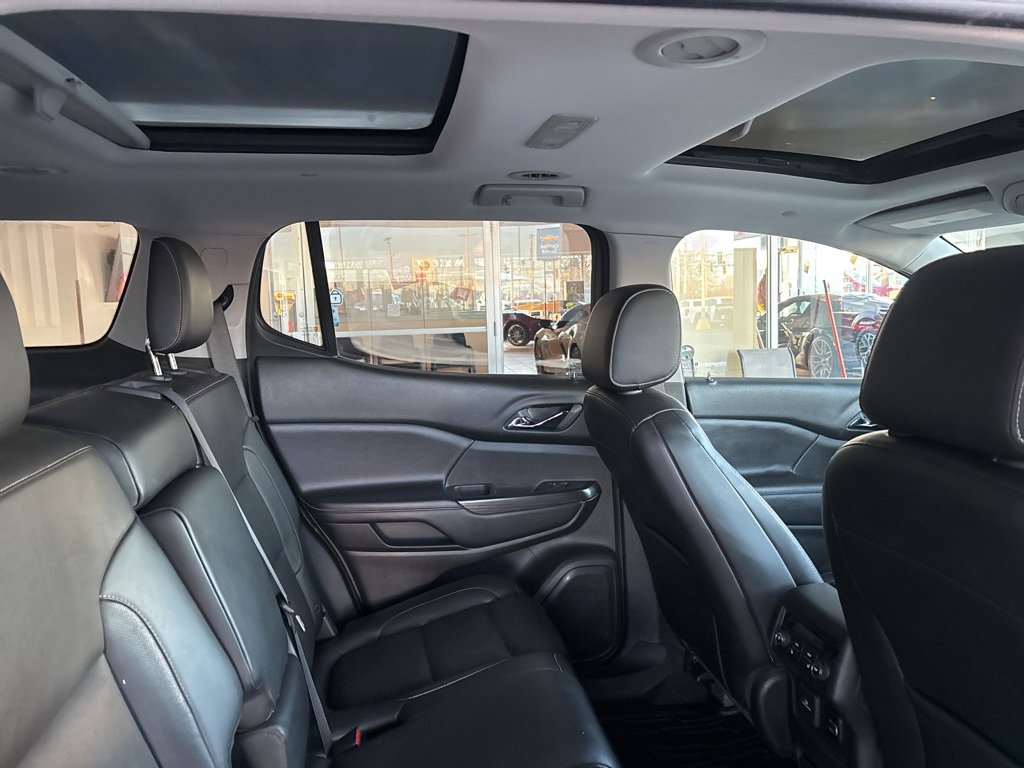 Used 2018 GMC Acadia SLT image 32