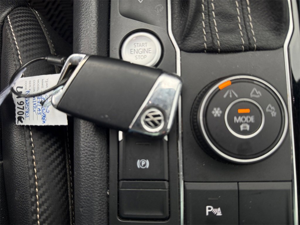 Used 2022 Volkswagen Atlas Cross Sport SE image 23