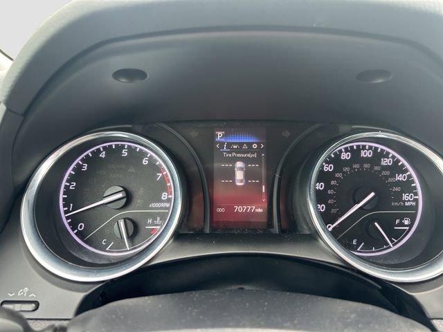 Used 2019 Toyota Camry SE FWD image 12