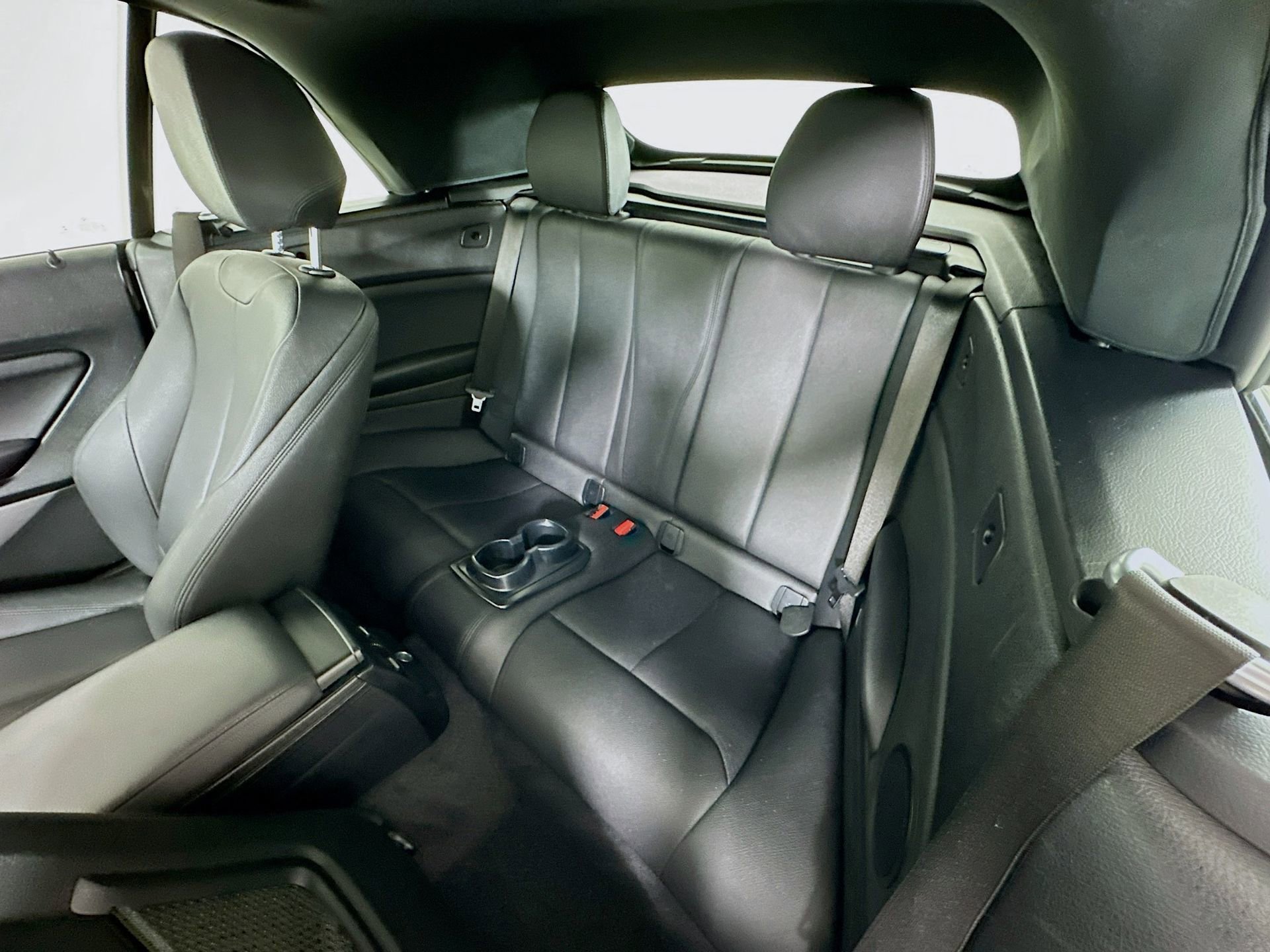 Used 2020 BMW 230i xDrive Convertible image 24