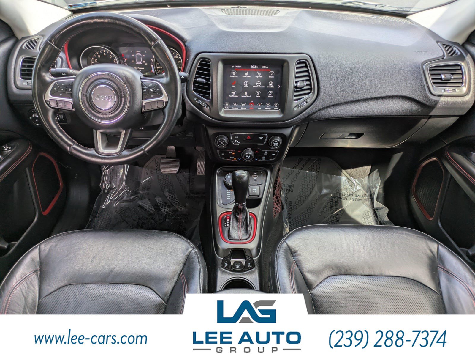 Used 2017 Jeep Compass Trailhawk w/ Leather Interior Group AWD/4WD image 12