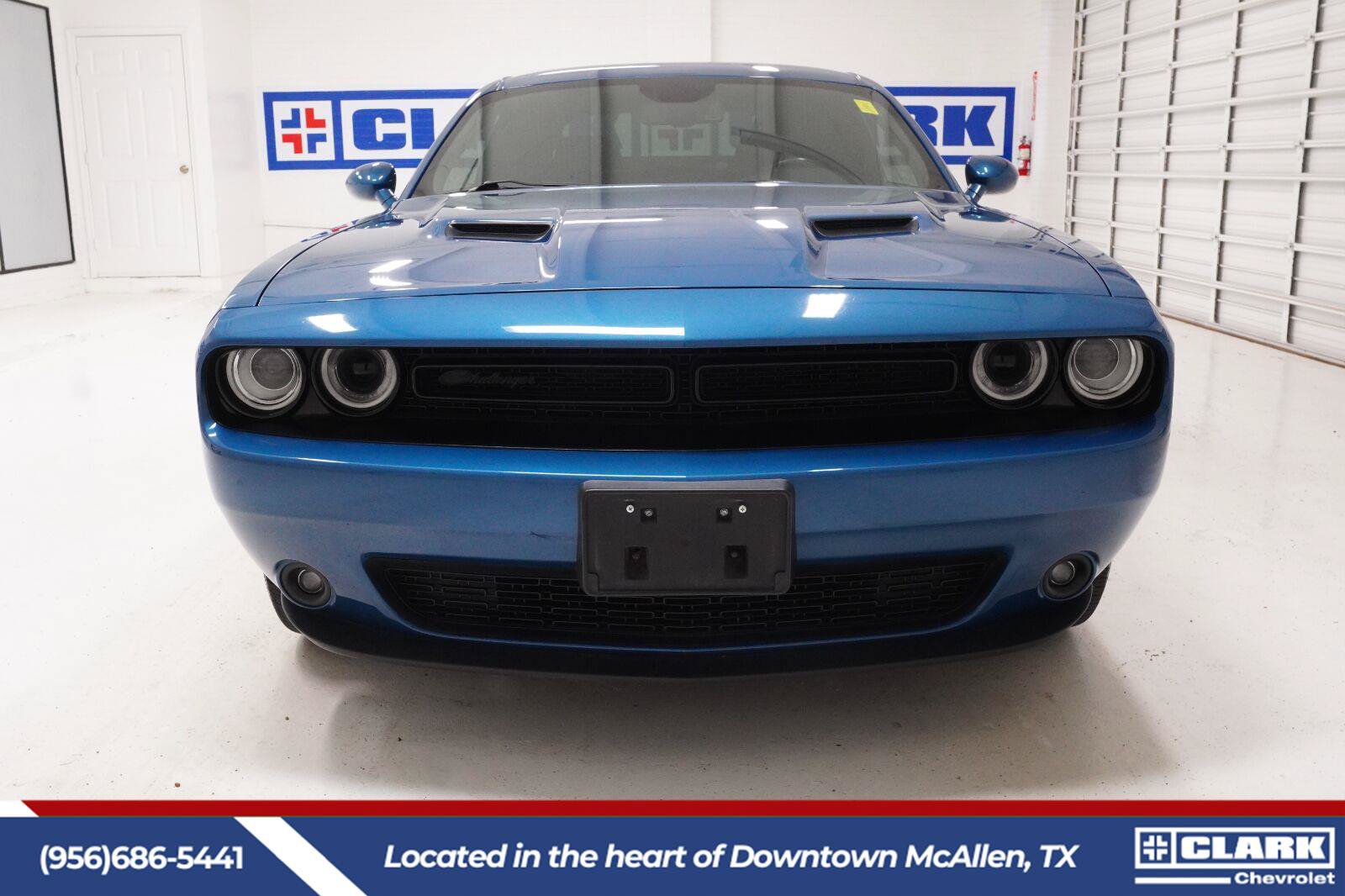 Used 2020 Dodge Challenger SXT w/ Blacktop Package RWD image 2