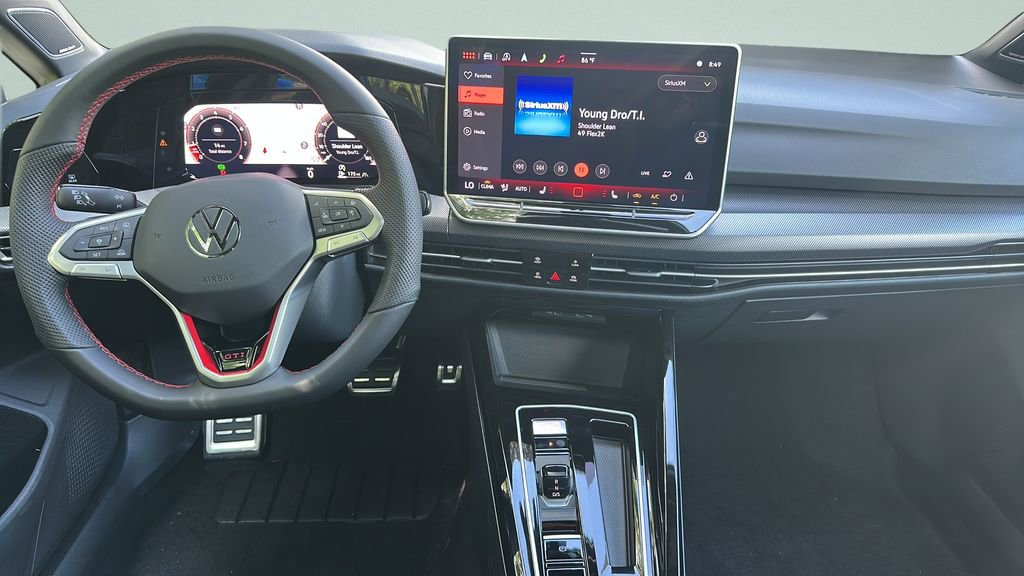 New 2026 Volkswagen GTI SE FWD image 18