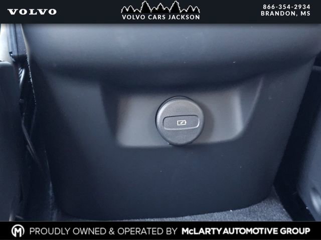 New 2026 Volvo XC60 B5 Plus w/ Protection Package Premier image 19