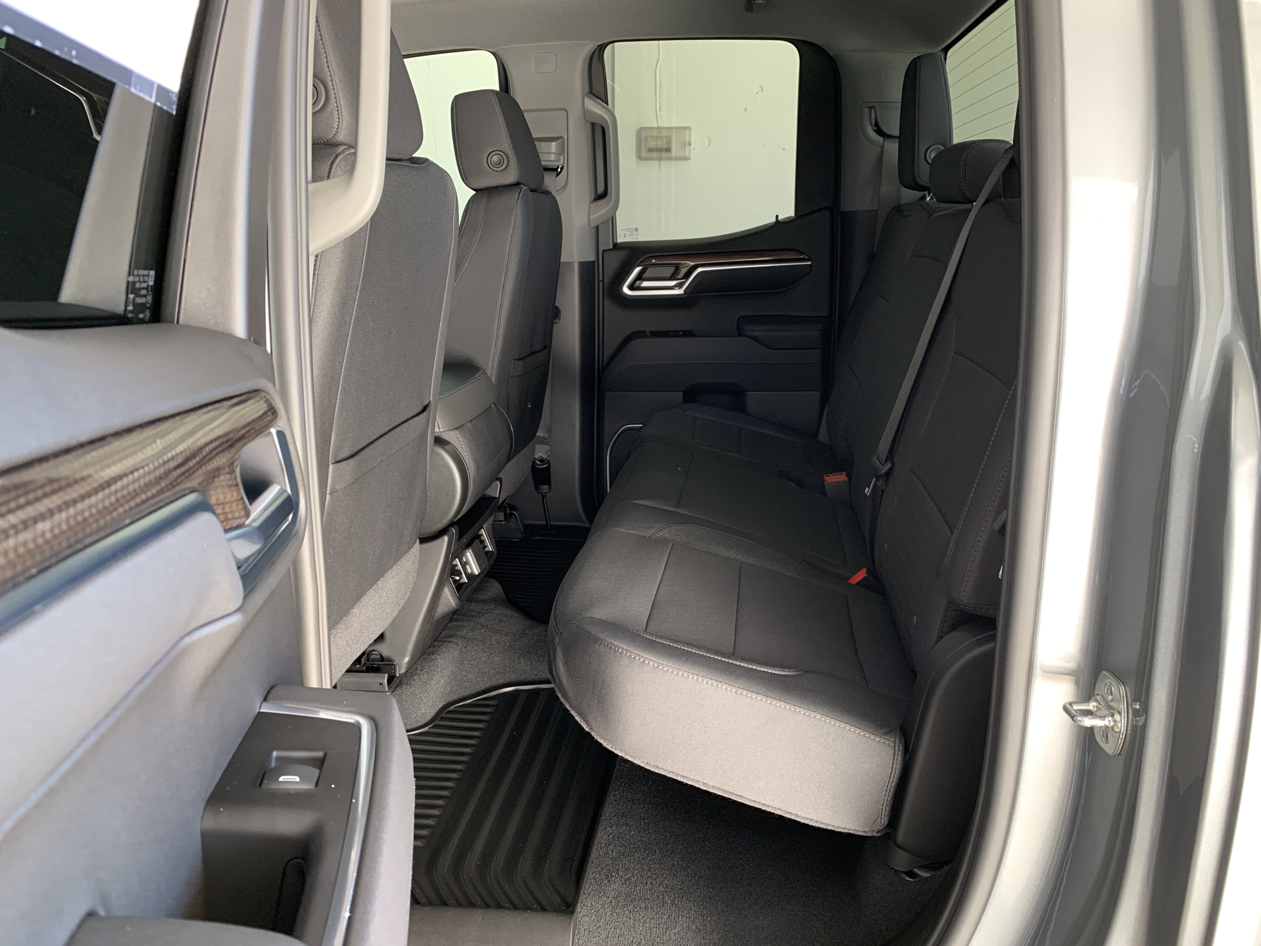 New 2026 Chevrolet Silverado 1500 LT image 41