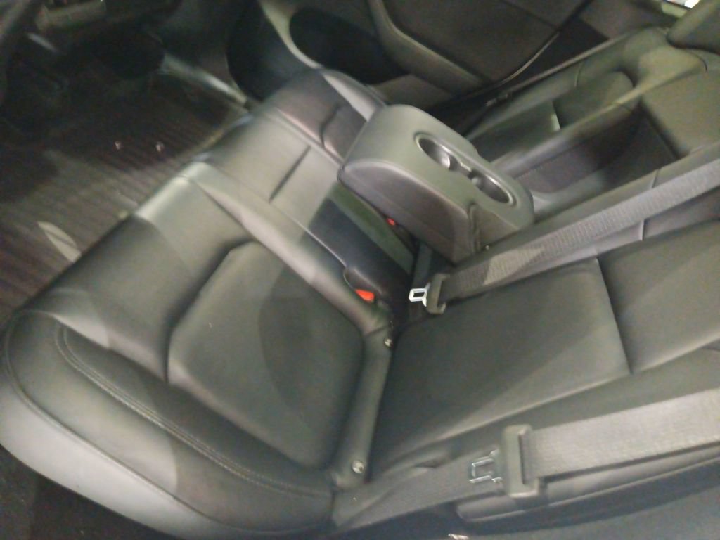 Used 2023 Tesla Model Y Long Range AWD/4WD image 6
